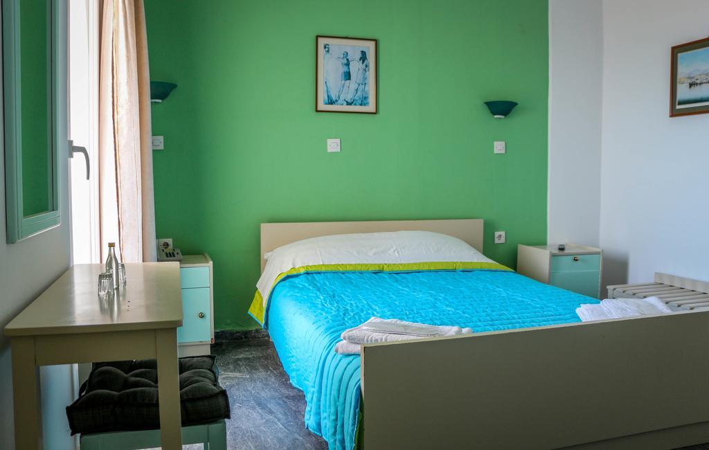 Mirtos Hotel Pokoj fotografie